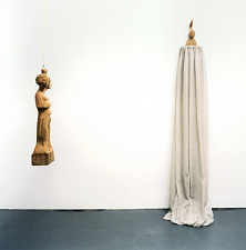 paloma_varga_weisz_alex_stellt_03